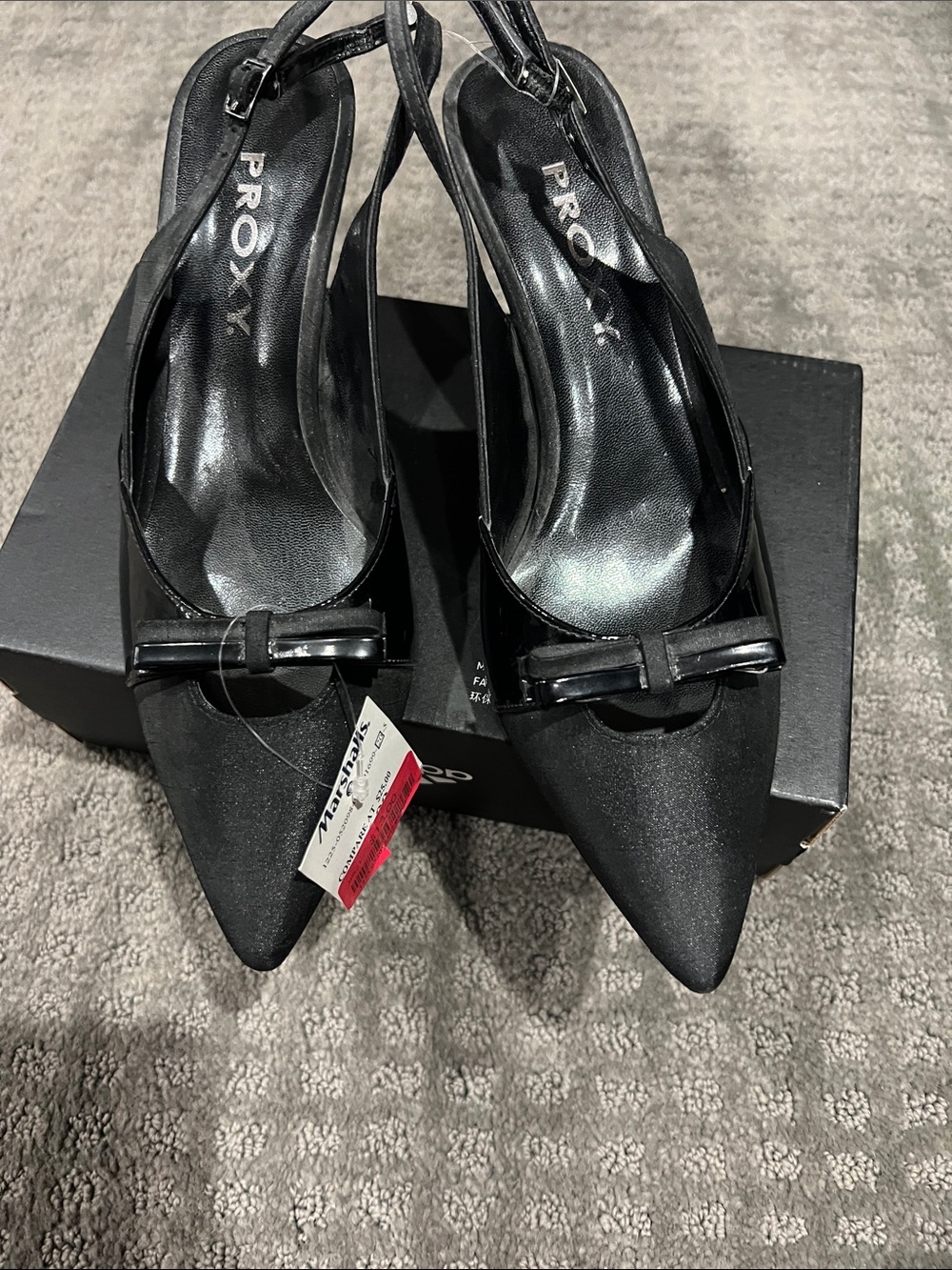 Roxy Black Pointed Slingback Heels with Bow Detail